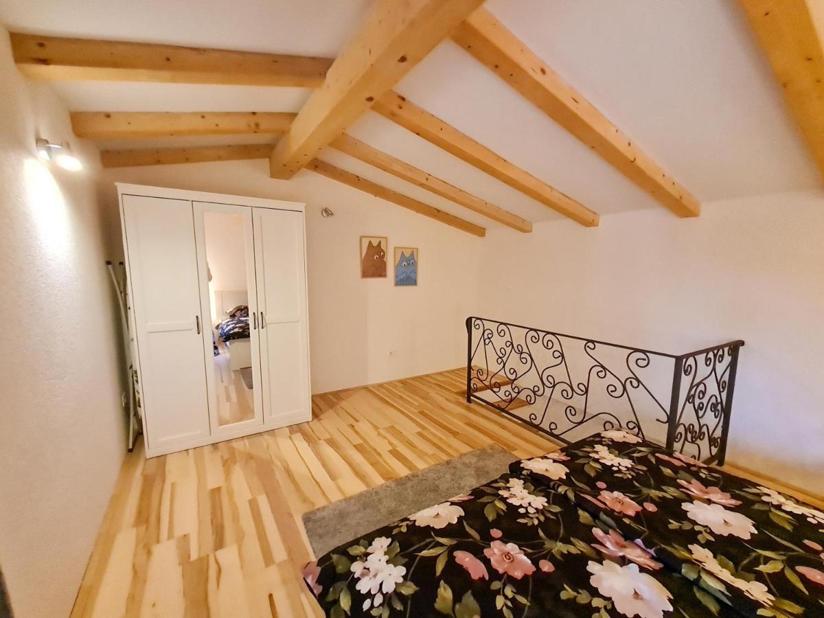 Sweet House And Apartment *